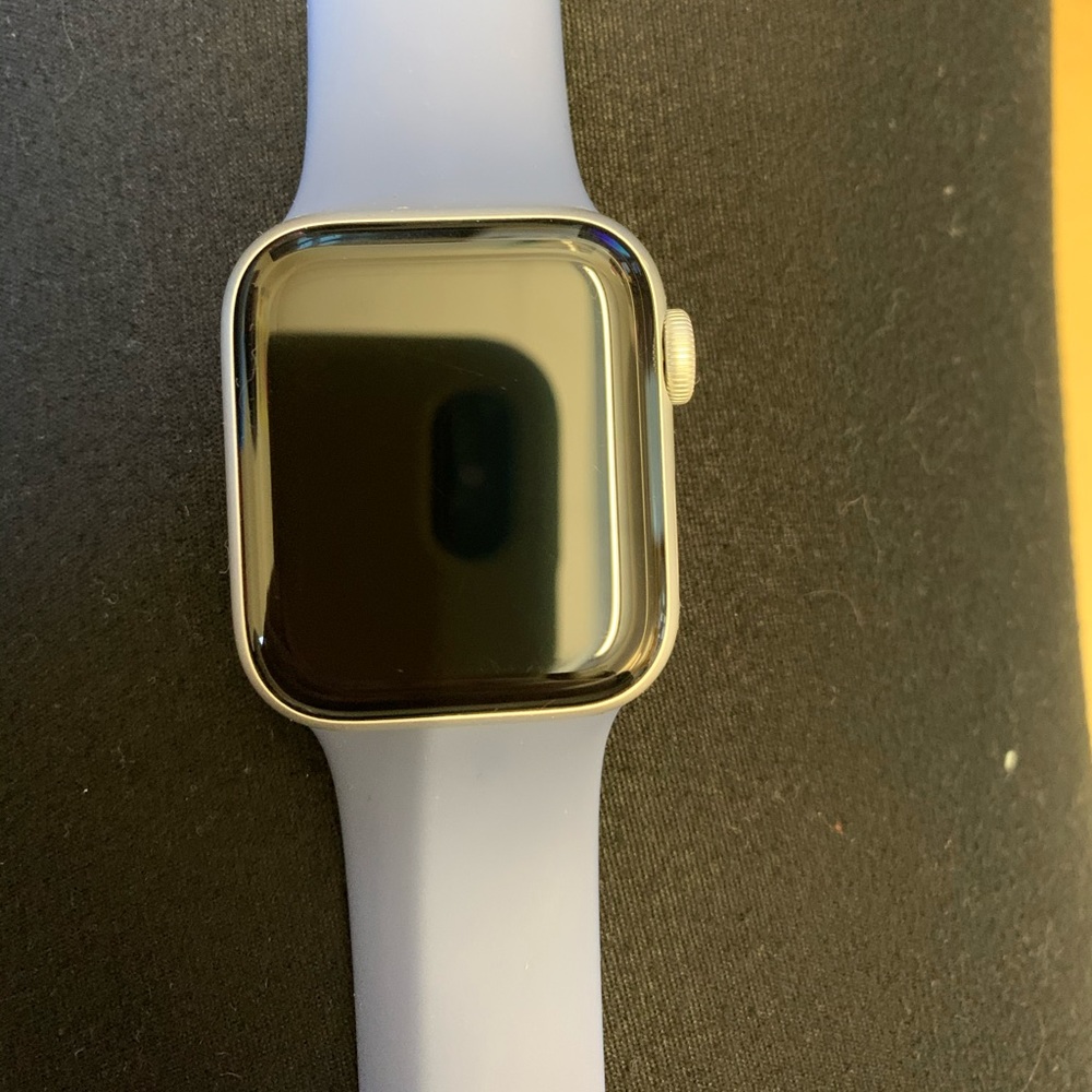 SOLD❗️Series 5 Apple Watch